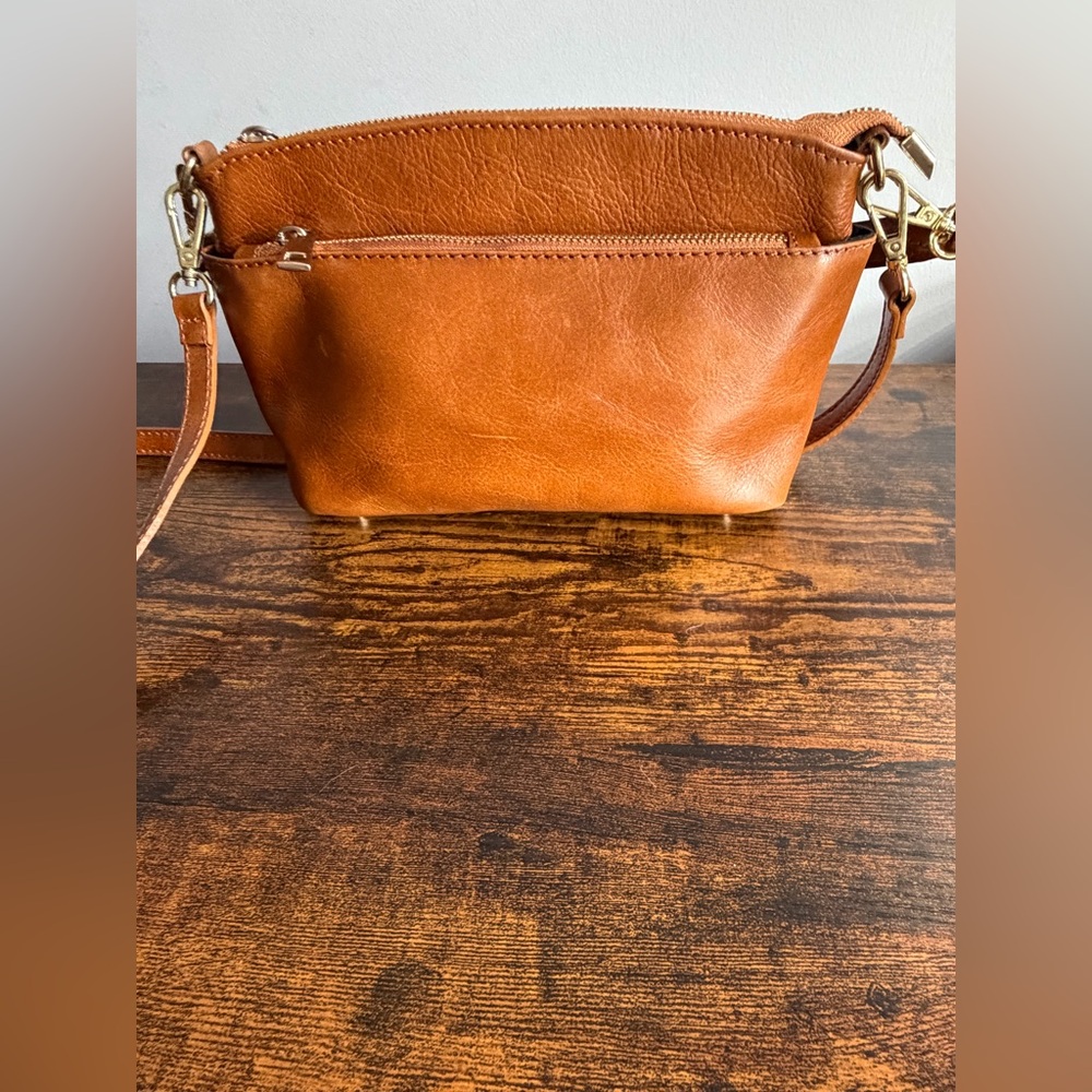 Divina Firenze Vintage Genuine Leather Crossbody Bag – Made in Italy - Picture 5 of 10